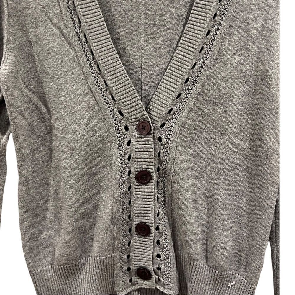 Preswick And Moore Gray Button crochet sweater size S - Picture 3 of 5